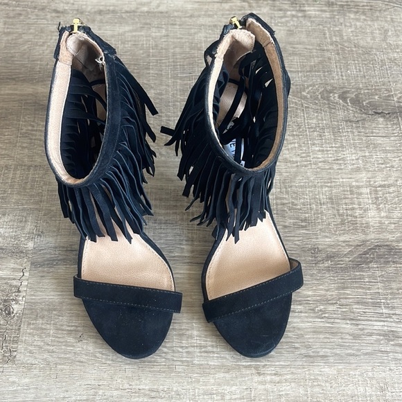 Steve Madden Staarz suede fringe strap heels - Picture 7 of 7